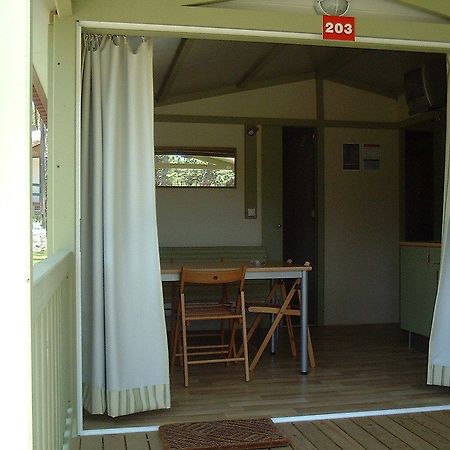 מלון נאזרה Orbitur Valado Bungalows Caravan Park מראה חיצוני תמונה