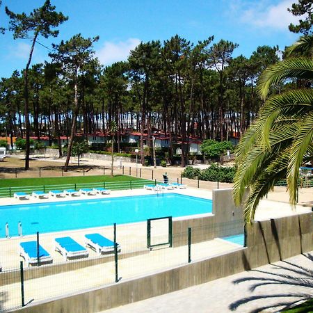 מלון נאזרה Orbitur Valado Bungalows Caravan Park מראה חיצוני תמונה