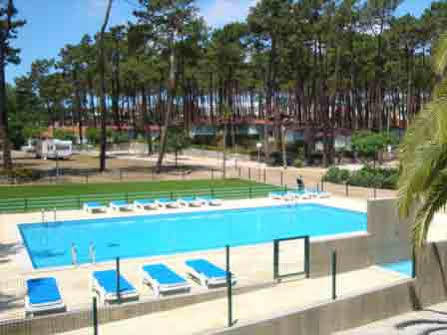 מלון נאזרה Orbitur Valado Bungalows Caravan Park מראה חיצוני תמונה